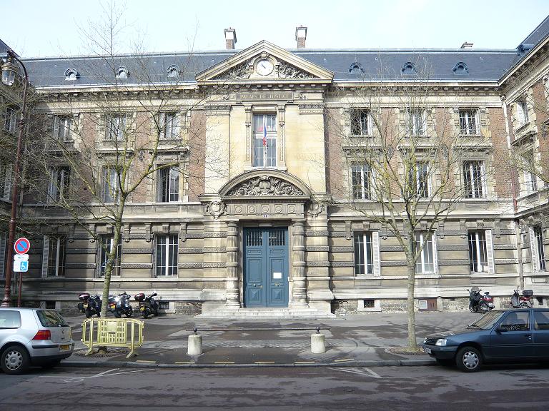 Tribunal Correctionnel de Versailles